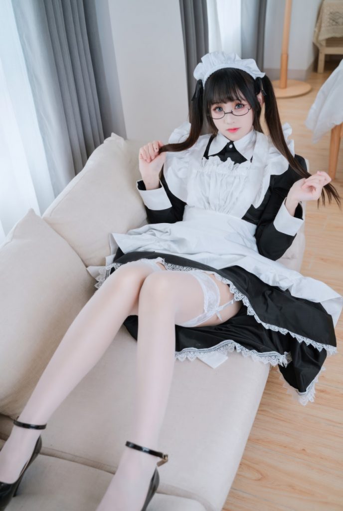 miko酱ww 生日限定女仆[26P-284MB]