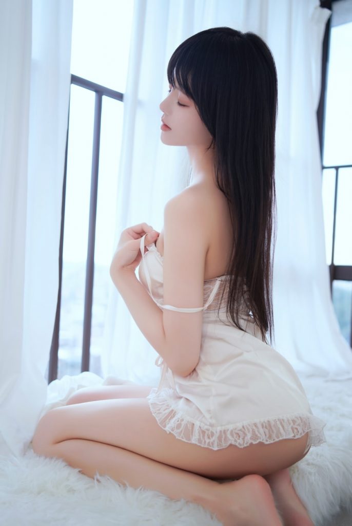 桜桃喵 – NO.203 奶油盛宴 [29P3V-2.63GB]VIP