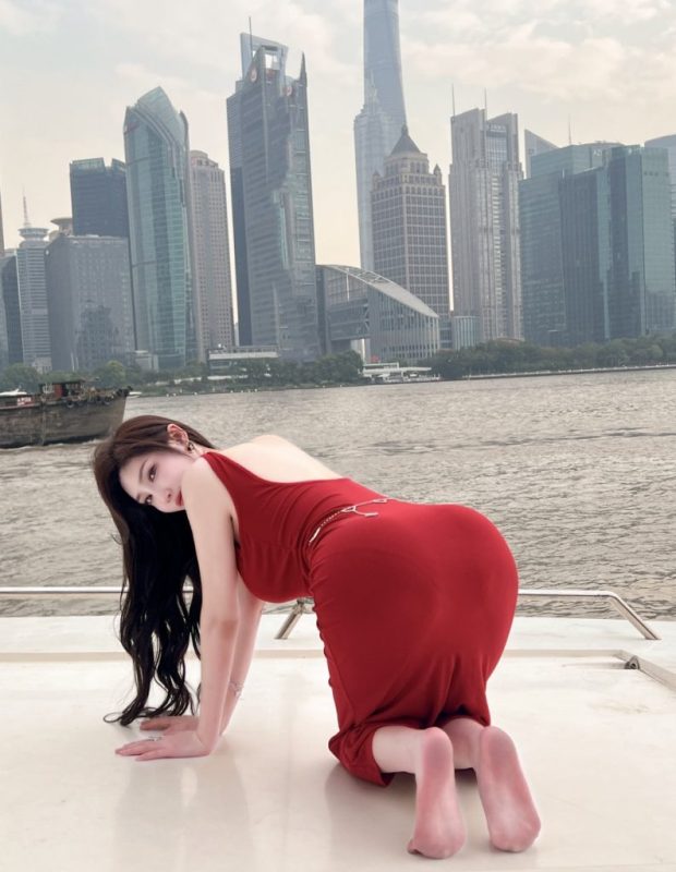 周妍希-海滩风光[16P-45MB]-COS神图
