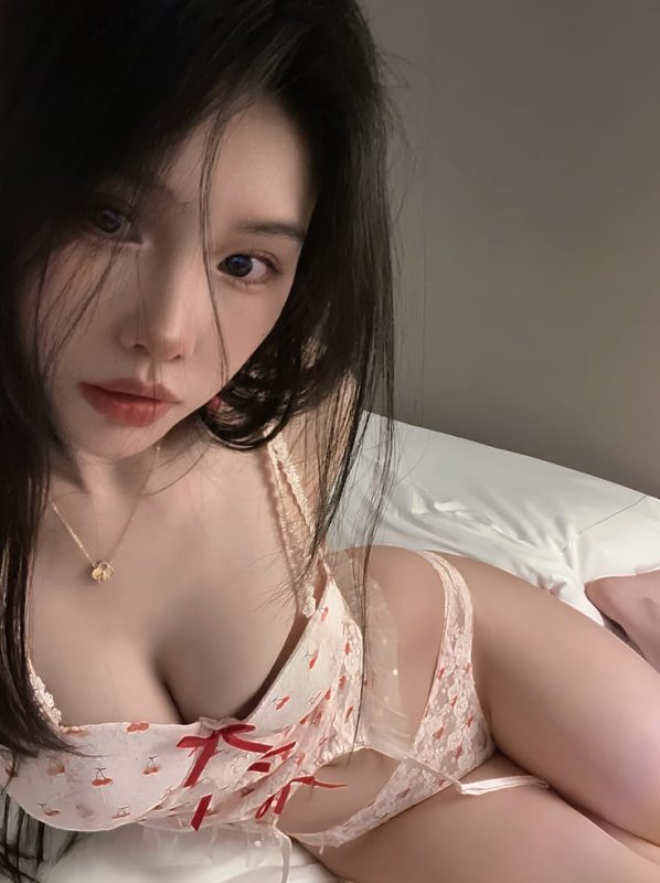 陈佩奇yyyy-粉红樱桃 [13P-33M]-COS神图