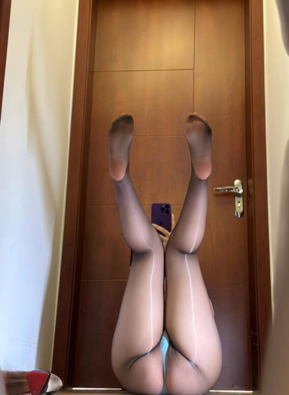美邵女Baby-超薄黑丝+蓝色三角[24P1V-85MB]-COS神图