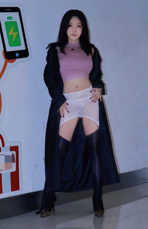 [Xiuren]2024.11.22 NO.9489 小薯条nienie [84+1P／855MB]-COS神图